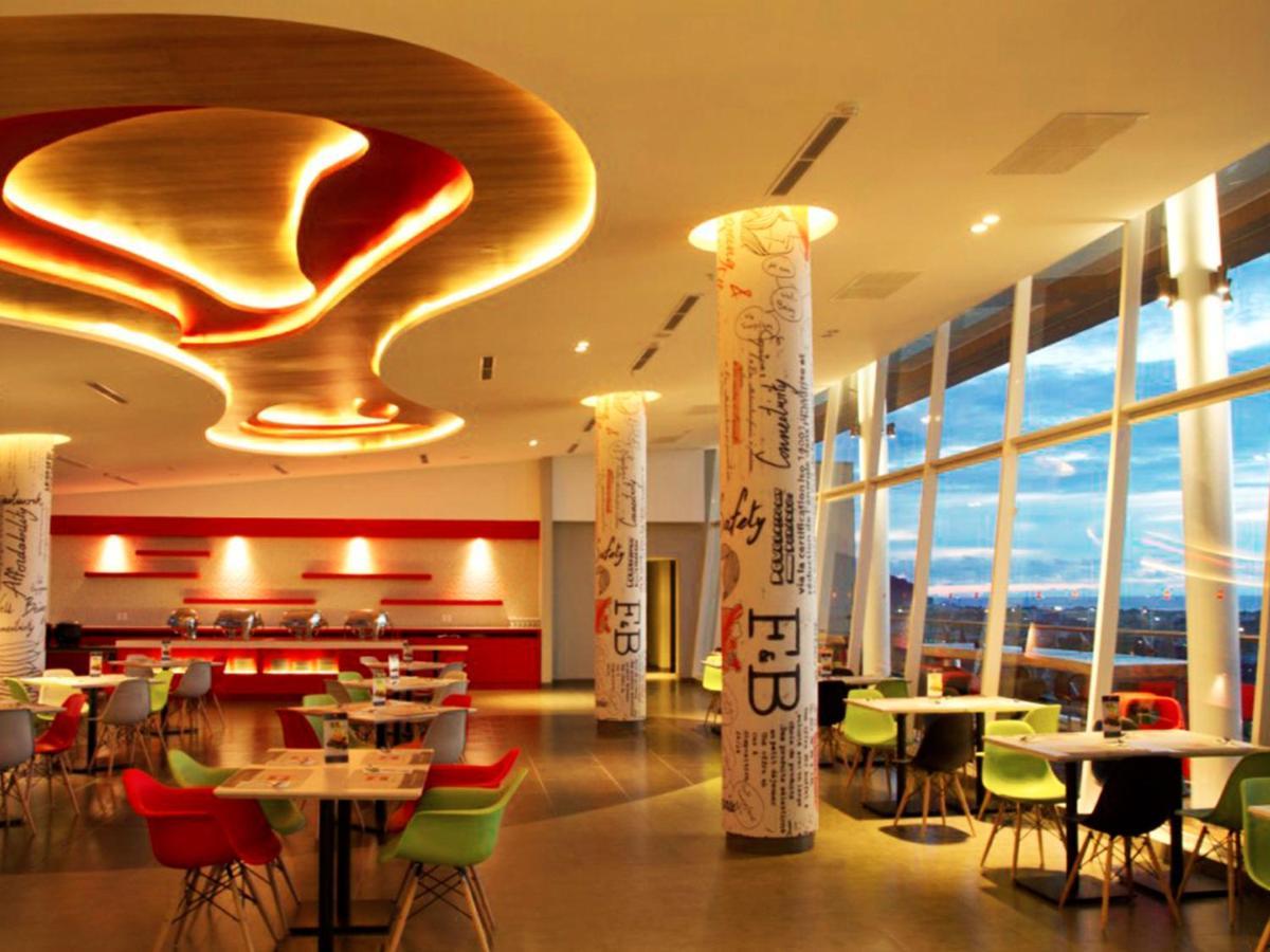 Ibis Padang Hotel Eksteriør billede