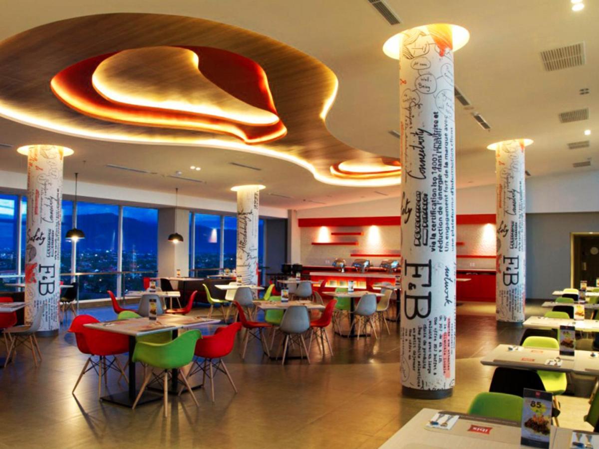 Ibis Padang Hotel Eksteriør billede