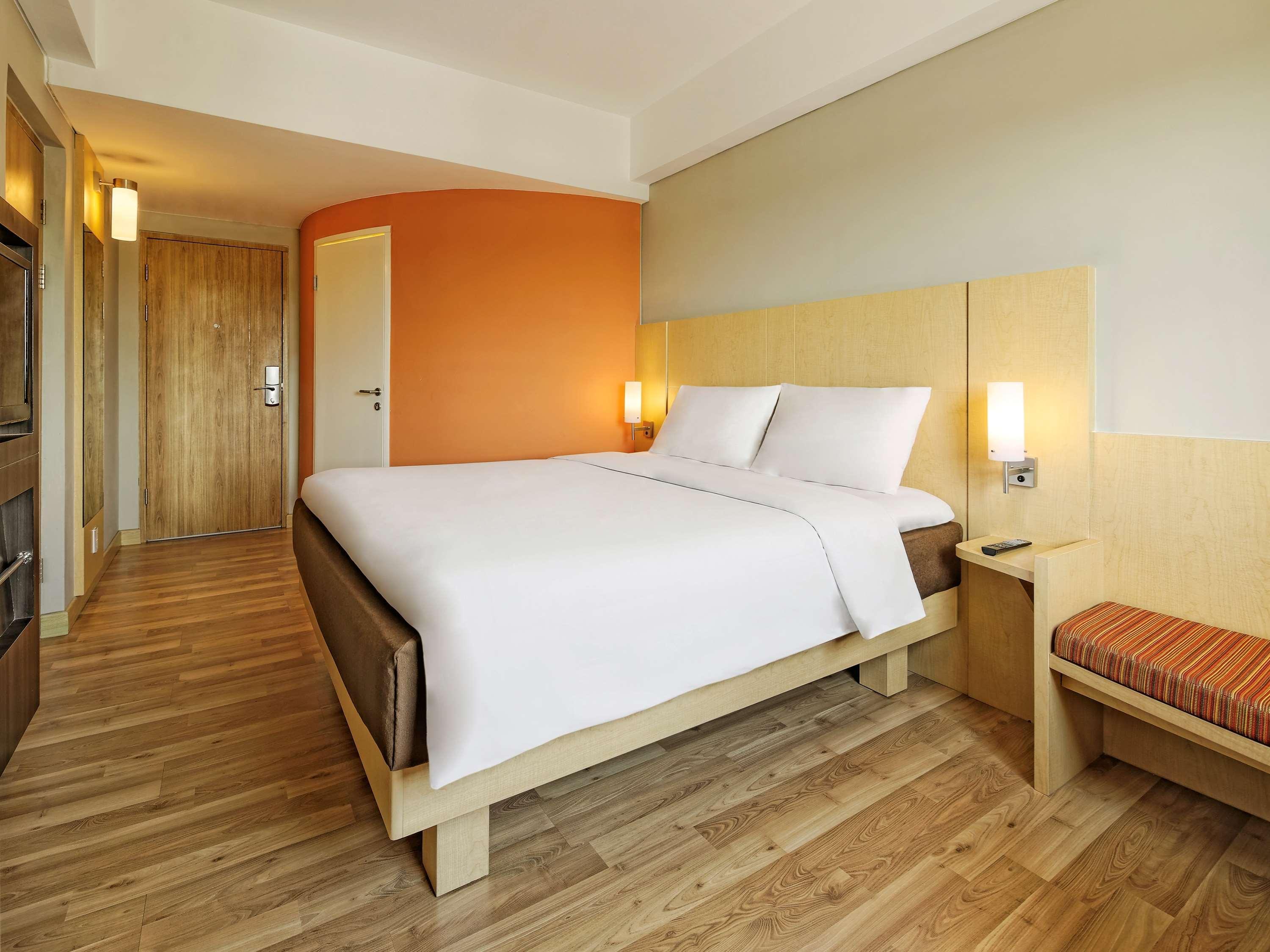 Ibis Padang Hotel Eksteriør billede