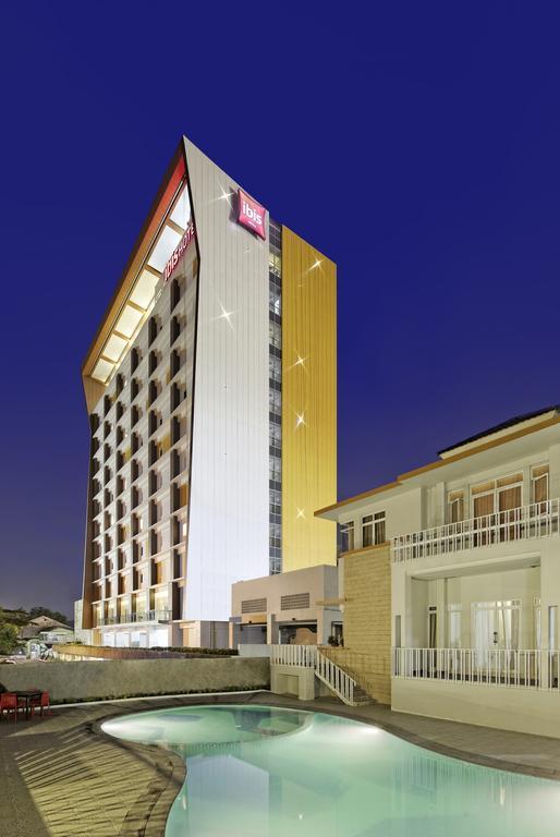 Ibis Padang Hotel Eksteriør billede