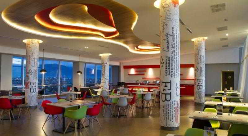 Ibis Padang Hotel Eksteriør billede