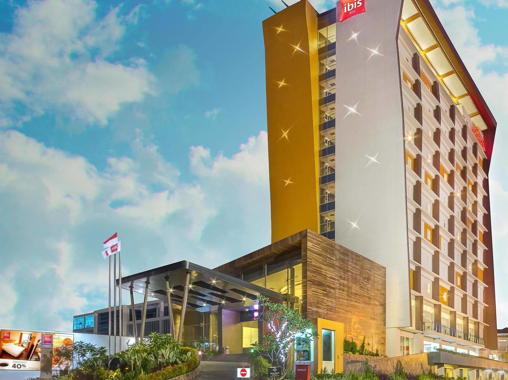 Ibis Padang Hotel Eksteriør billede